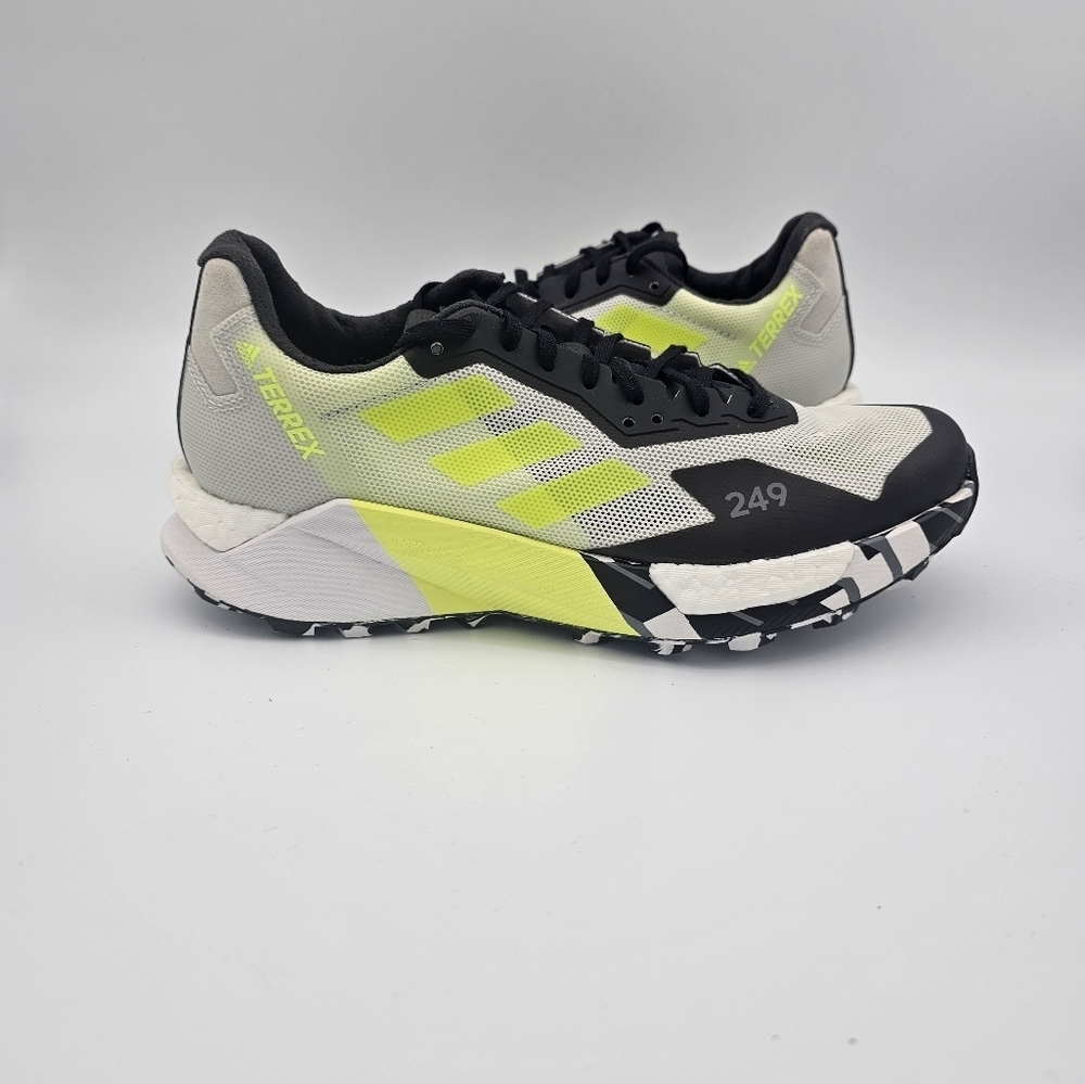 Adidas Women's Terrex Agravic Ultra Trail 'White Solar Yellow' Size 6